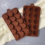 15 SHAMROCK SILICONE CHOCOLATE MOULD