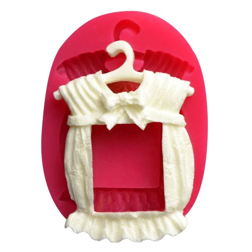 SİLİCONE MOULD - HANGED BABY DRESS (9,5*7CM)